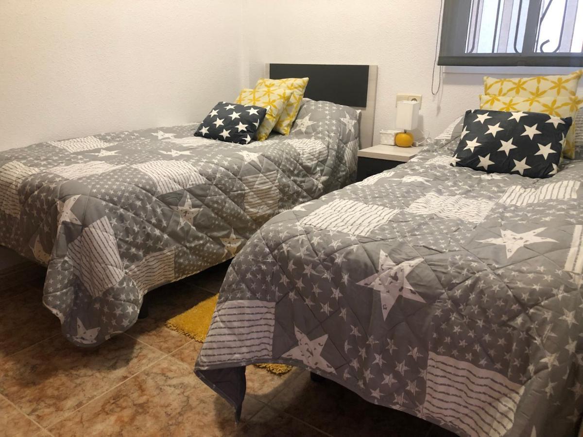 New Apartment In Torrevieja , Punta Prima Orihuela Costa With Pool โอริอุเอลา ภายนอก รูปภาพ